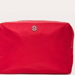Lululemon All Your Small Things Pouch 4L